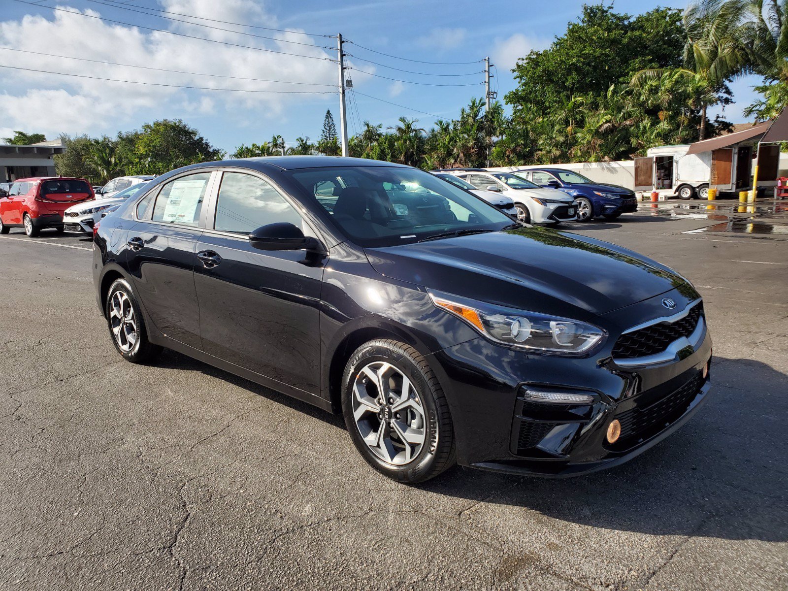 New 2020 Kia Forte LXS