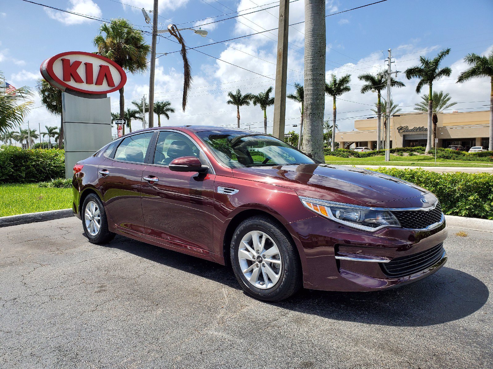 Certified Pre-Owned 2018 Kia Optima LX