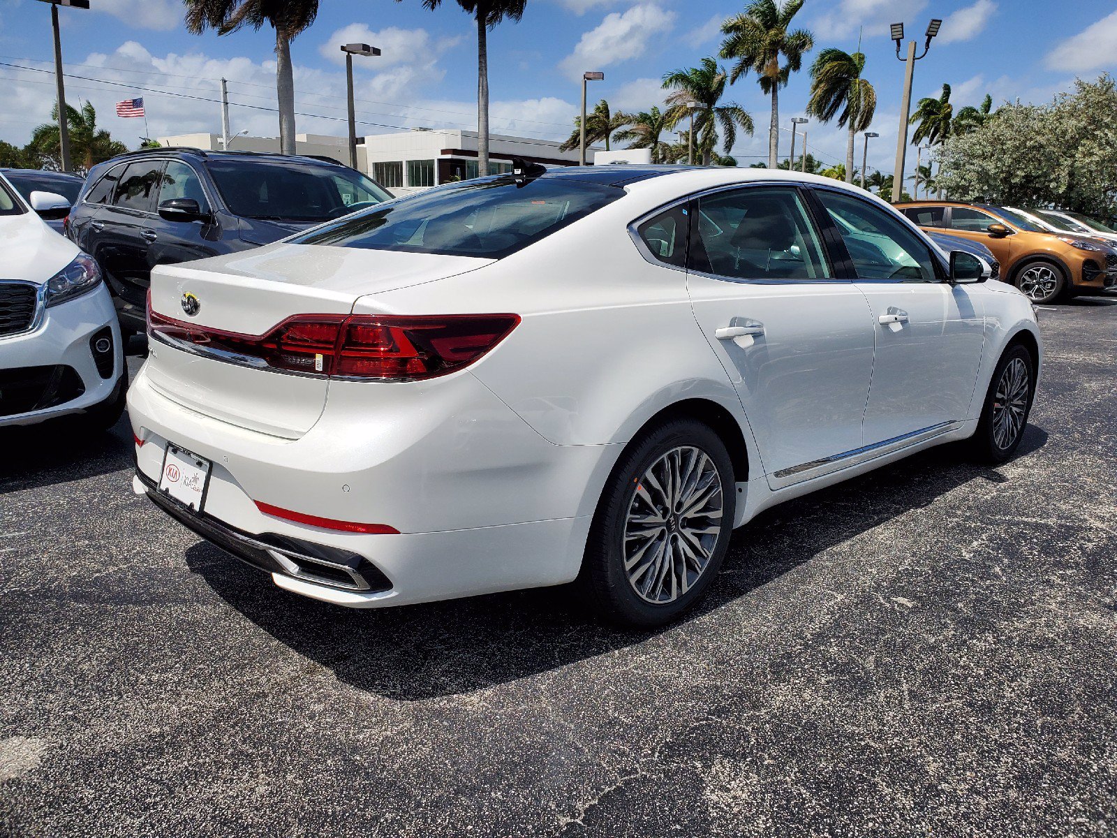 New 2020 Kia Cadenza Technology