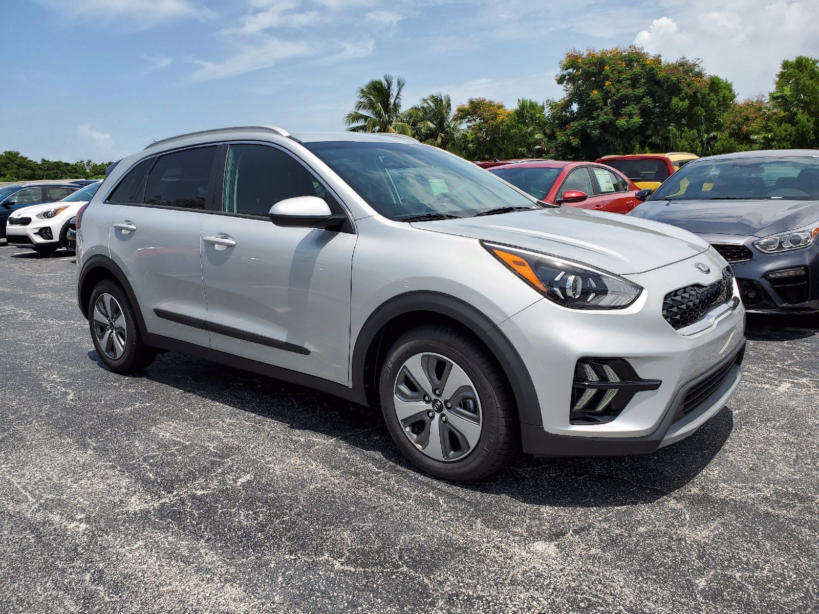 New 2020 Kia Niro LX